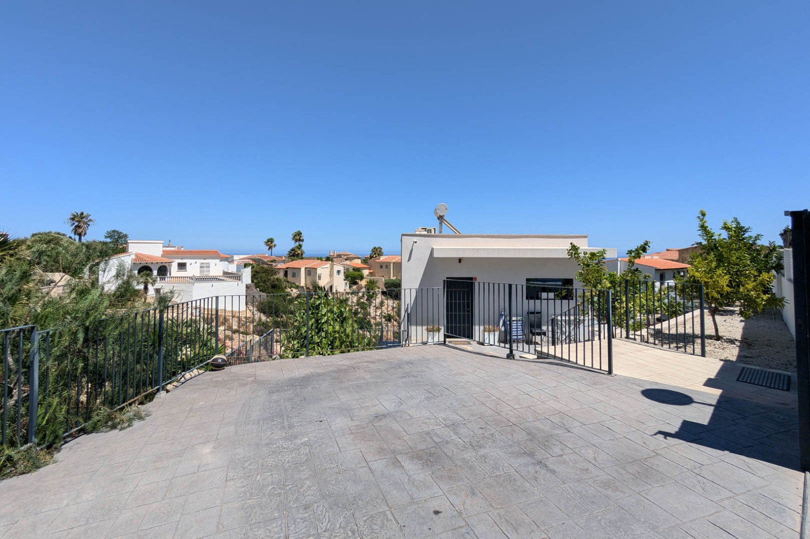 4411BELL Modern villa with sea views for sale in Cumbre del Sol
