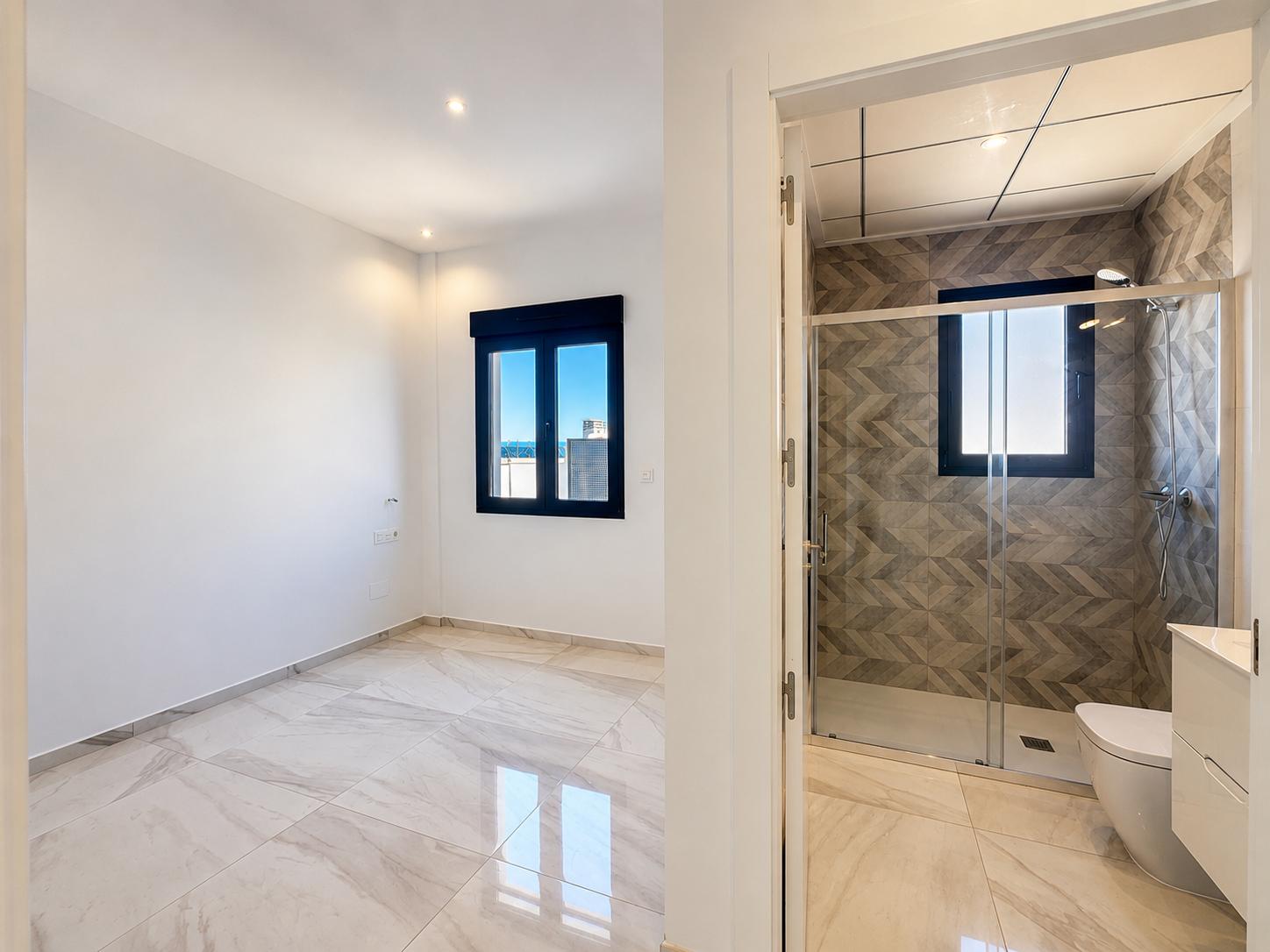 C3XY7121NUC Villa contemporánea con piscina privada en venta en Polop de la Marina