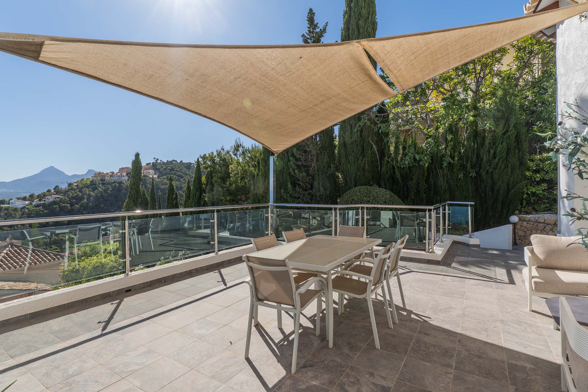 C3XY8339ALT Villa avec vue panoramique sur la mer à vendre à Altea Hills.